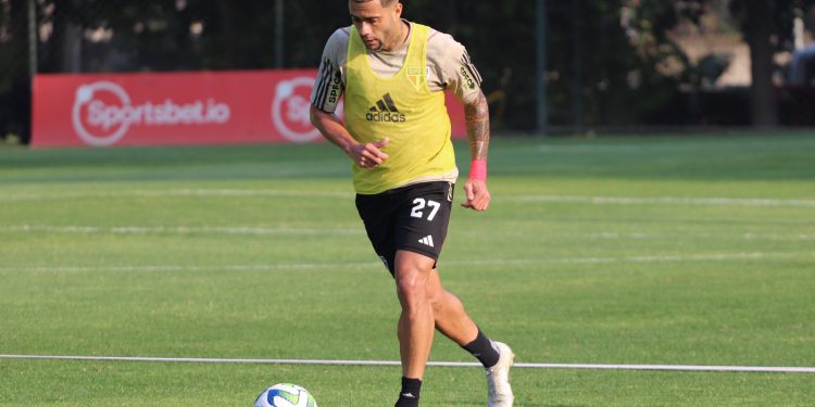 São Paulo F.C. – Elenco se reapresenta e treina no CT da Barra Funda São Paulo F.C. – Elenco se reapresenta e treina no CT da Barra Funda