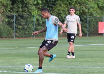 São Paulo F.C. – Caio e David treinam com o elenco