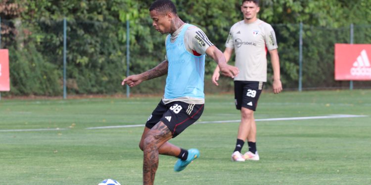 São Paulo F.C. – Caio e David treinam com o elenco São Paulo F.C. – Caio e David treinam com o elenco