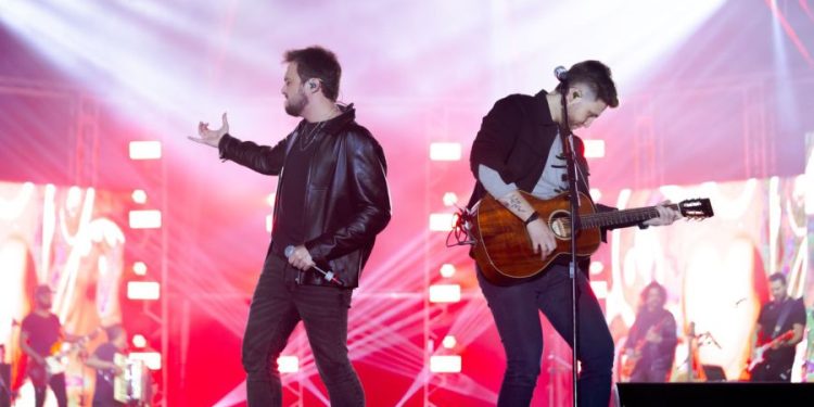 Vini e Lucas gravam DVD em São Paulo na próxima terça (26), com mega participações especiais Vini e Lucas gravam DVD em São Paulo na próxima terça (26), com mega participações especiais