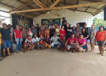 Deputado Alex Redano entrega equipamentos agrícola em Ariquemes