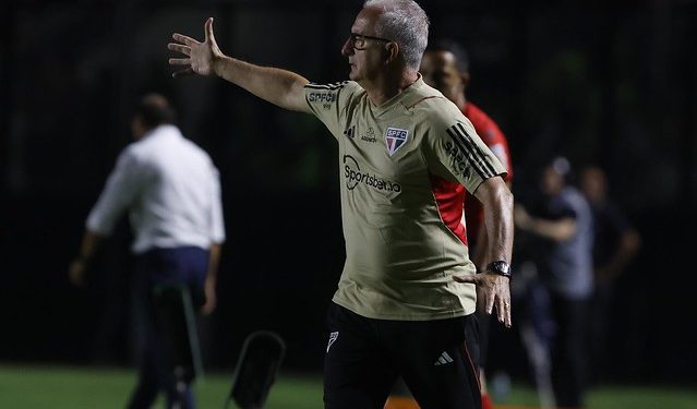 São Paulo F.C. – No Rio, São Paulo empata com o Vasco