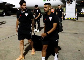 São Paulo F.C. – Elenco treina e viaja para o Rio de Janeiro