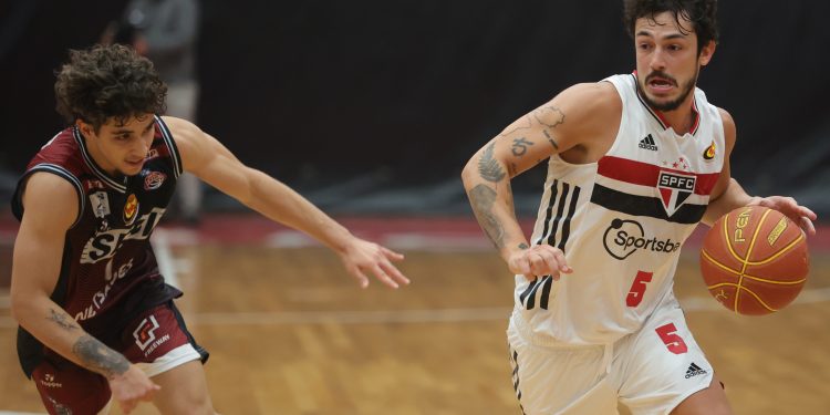 São Paulo F.C. – Basquete Tricolor confirma liderança com mais uma vitória sobre o Franca