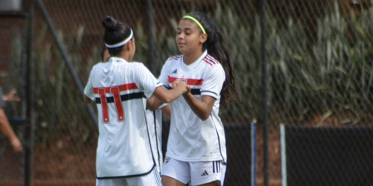 São Paulo F.C. – São Paulo vence o Palmeiras no Paulista Feminino Sub-15 São Paulo F.C. – São Paulo vence o Palmeiras no Paulista Feminino Sub-15