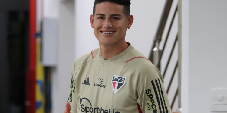 São Paulo F.C. – De volta ao CT, elenco trabalha para receber o Grêmio São Paulo F.C. – De volta ao CT, elenco trabalha para receber o Grêmio