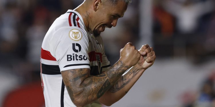 São Paulo F.C. – No Morumbi, São Paulo vence o Cruzeiro com gol de Luciano São Paulo F.C. – No Morumbi, São Paulo vence o Cruzeiro com gol de Luciano