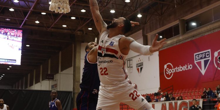 São Paulo F.C. – Basquete Tricolor é superado pelo Fortaleza no NBB