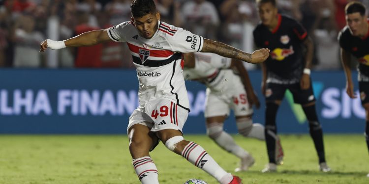 São Paulo F.C. – São Paulo vence o Red Bull Bragantino pelo Brasileirão