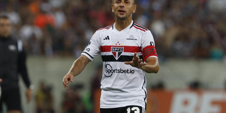 São Paulo F.C. – Dorival Júnior e Rafinha avaliam atuação no Maracanã