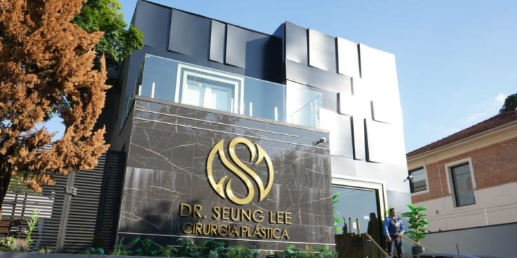 Dr. Seung Lee inaugura nova clinica na conceituada Avenida Nove de Julho em SP