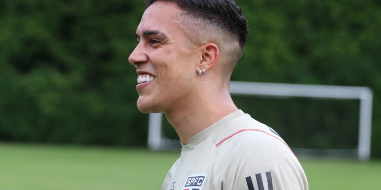 São Paulo F.C. – Igor Vinícius participa do treino com o elenco São Paulo F.C. – Igor Vinícius participa do treino com o elenco