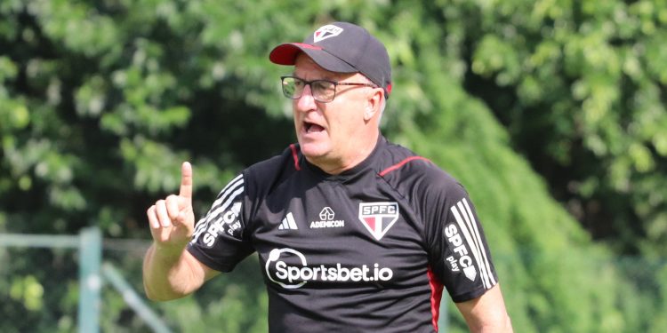 São Paulo F.C. – Tricolor fecha preparação e segue para o Rio de Janeiro São Paulo F.C. – Tricolor fecha preparação e segue para o Rio de Janeiro