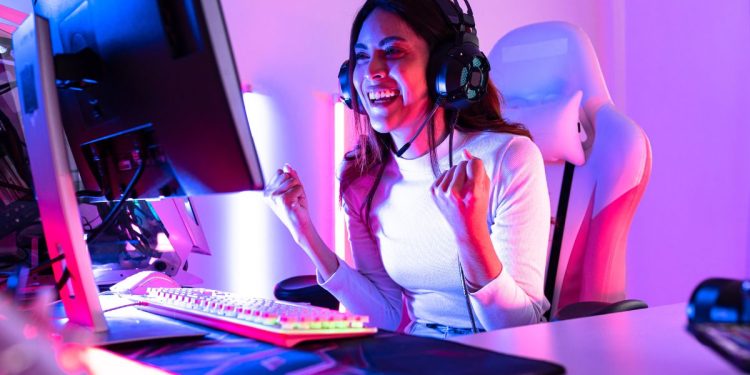 As jogadoras nos ciber desportos: realizações, desafios e perspectivas As jogadoras nos ciber desportos: realizações, desafios e perspectivas