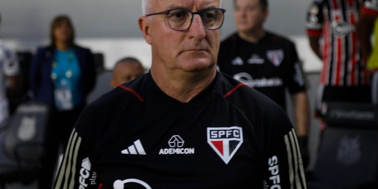 São Paulo F.C. – Dorival Júnior elogia desempenho e postura do Tricolor no clássico São Paulo F.C. – Dorival Júnior elogia desempenho e postura do Tricolor no clássico