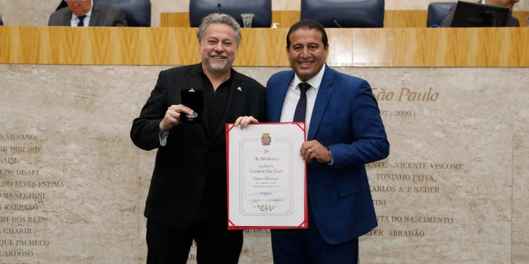 São Paulo F.C. – Presidente Julio Casares recebe Medalha Anchieta da Câmara Municipal de São Paulo