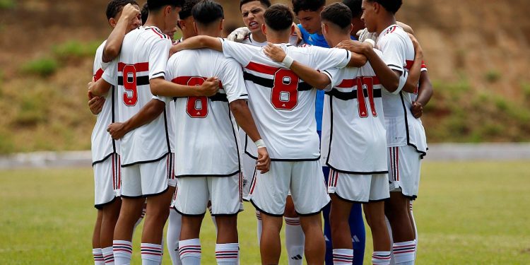 São Paulo F.C. – Sub-16 estreia com vitória na Copa Vosso Canal São Paulo F.C. – Sub-16 estreia com vitória na Copa Vosso Canal