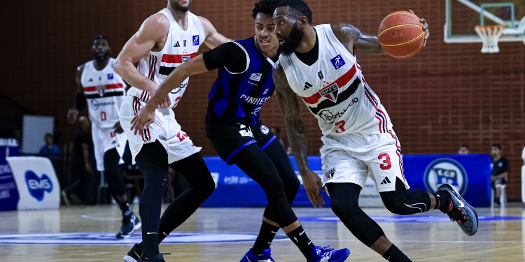 São Paulo F.C. – Fora de casa, Basquete Tricolor vence o Pinheiros São Paulo F.C. – Fora de casa, Basquete Tricolor vence o Pinheiros