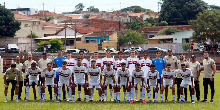 São Paulo F.C. – Tricolor vence o Corinthians pela Copa Vosso Canal Sub-16 São Paulo F.C. – Tricolor vence o Corinthians pela Copa Vosso Canal Sub-16