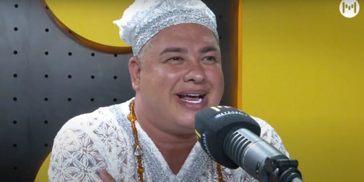 Mentoria de conhecimento e prosperidade com Pai Fabio D’Oxum: um caminho para transformação em 2024
