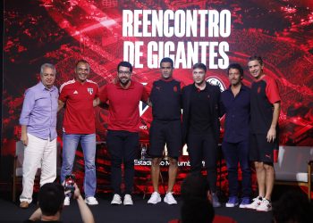 São Paulo F.C. – Cafu, Serginho e Costacurta apresentam o Reencontro de Gigantes