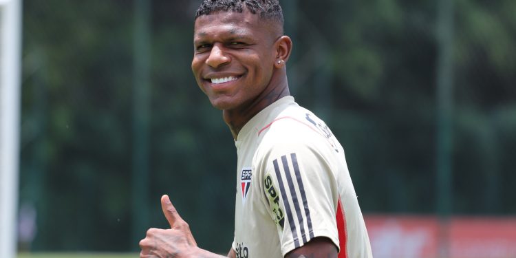 São Paulo F.C. – Elenco realiza último treinamento da temporada São Paulo F.C. – Elenco realiza último treinamento da temporada