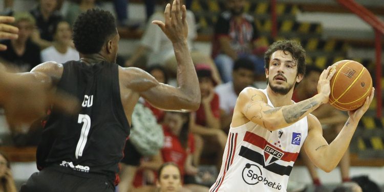 São Paulo F.C. – Basquete Tricolor é superado pelo Flamengo no NBB