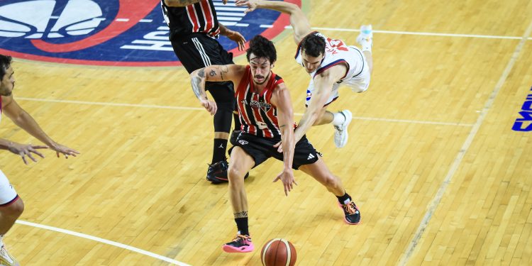 São Paulo F.C. – Na prorrogação, Basquete Tricolor é derrotado pelo Nacional na BCLA São Paulo F.C. – Na prorrogação, Basquete Tricolor é derrotado pelo Nacional na BCLA