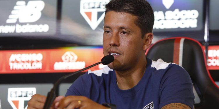 São Paulo F.C. – Carpini é apresentado: “Me preparei para esse momento”