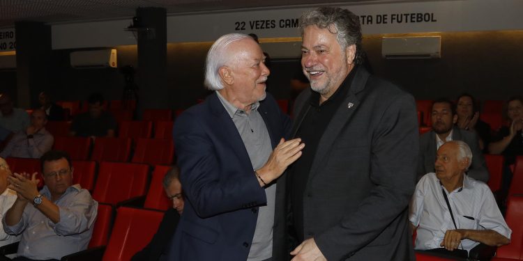 São Paulo F.C. – Após cerimônia de posse, Conselho de Administração realiza primeira reunião de 2024 São Paulo F.C. – Após cerimônia de posse, Conselho de Administração realiza primeira reunião de 2024