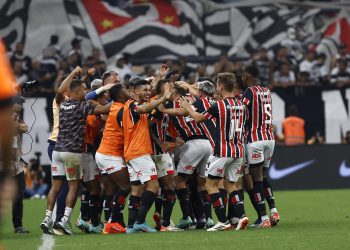 São Paulo F.C. – Fora de casa, São Paulo vence o Corinthians pelo Paulistão