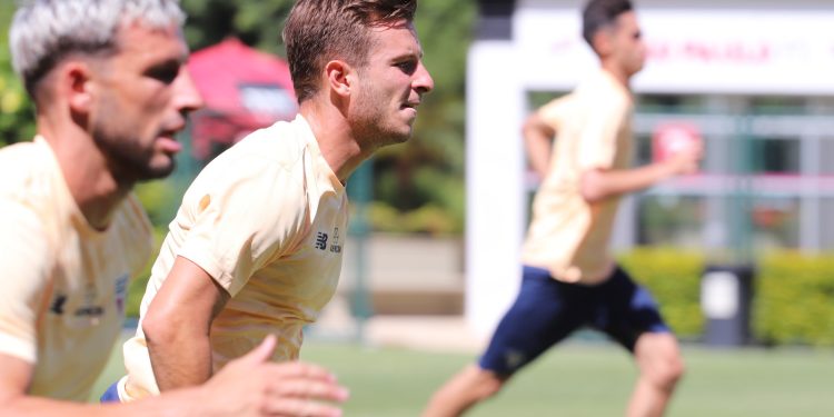 São Paulo F.C. – Elenco realiza mais um treino com foco na estreia