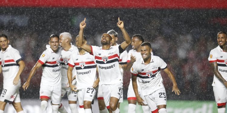 São Paulo F.C. – No MorumBIS, São Paulo estreia com vitória diante do Santo André pelo Paulista