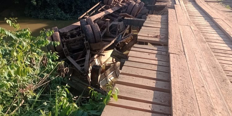Deputado Pedro Fernandes requer urgência na construção da ponte sobre o Rio Cujubim na RO-205 Deputado Pedro Fernandes requer urgência na construção da ponte sobre o Rio Cujubim na RO-205