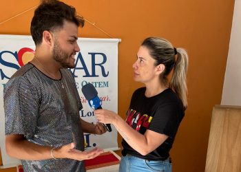 Cantor Danilo Vascai brilha em ação social do Beleza do Bem no Solar dos Jovens de Ontem, em Porto Ferreira