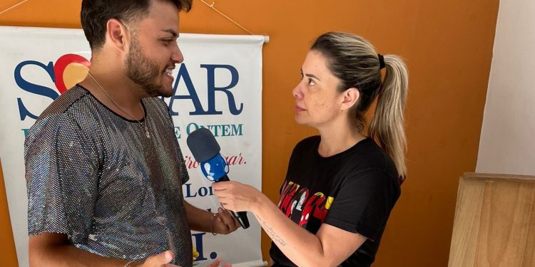 Cantor Danilo Vascai brilha em ação social do Beleza do Bem no Solar dos Jovens de Ontem, em Porto Ferreira Cantor Danilo Vascai brilha em ação social do Beleza do Bem no Solar dos Jovens de Ontem, em Porto Ferreira