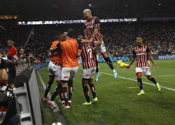 São Paulo F.C. – Fora de casa, São Paulo vence o Corinthians pelo Paulistão