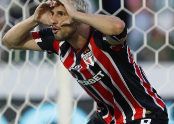 São Paulo F.C. – Fora de casa, São Paulo empata com o Guarani