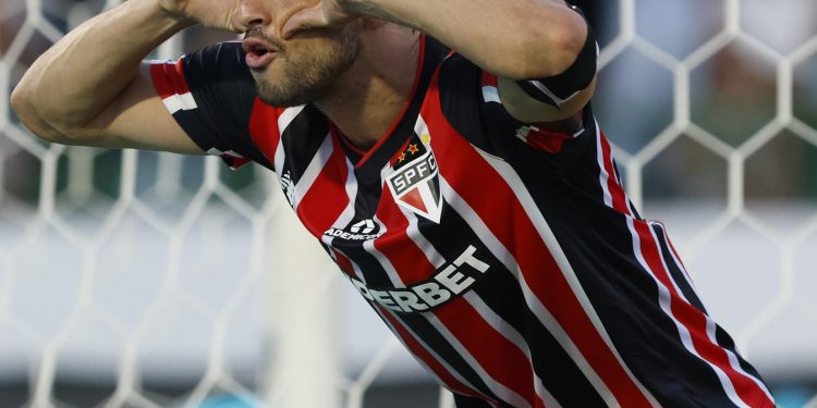 São Paulo F.C. – Fora de casa, São Paulo empata com o Guarani São Paulo F.C. – Fora de casa, São Paulo empata com o Guarani