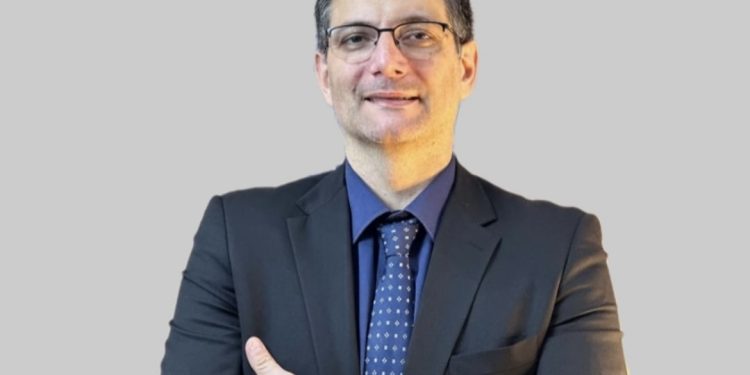 Adv Daniel Romano esclarece novas regras dos juros rotativos do cartão de crédito Adv Daniel Romano esclarece novas regras dos juros rotativos do cartão de crédito