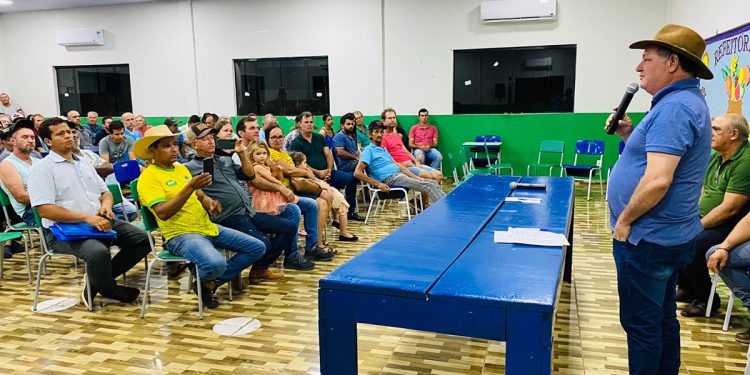 Deputado Pedro Fernandes celebra a chegada de recursos para Castanheiras Deputado Pedro Fernandes celebra a chegada de recursos para Castanheiras