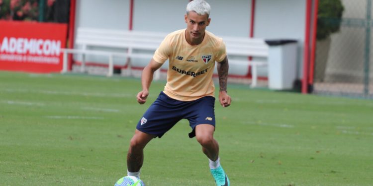 São Paulo F.C. – Tricolor realiza penúltimo treino antes da Supercopa Rei
