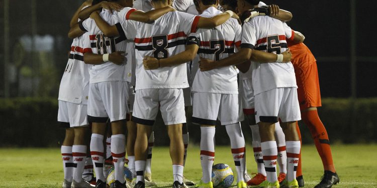 São Paulo F.C. – Contra o Athletico-PR, Sub-17 busca vaga nas quartas da Copa do Brasil