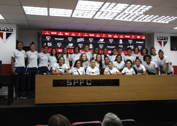 São Paulo F.C. – Elenco feminino é apresentado no MorumBIS São Paulo F.C. – Elenco feminino é apresentado no MorumBIS