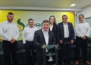 Presidente da Aprosoja-RO destaca a verticalização como estratégia contra as oscilações nos preços durante a solenidade de posse da nova diretoria