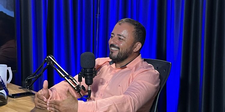 Vereador Reginaldo do Galo Velho de Cujubim, conta várias histórias no Cast Folha Nobre Vereador Reginaldo do Galo Velho de Cujubim, conta várias histórias no Cast Folha Nobre