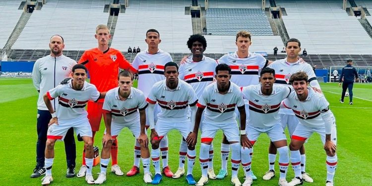 São Paulo F.C. – Tricolor vence na abertura da Dallas Cup Sub-19 São Paulo F.C. – Tricolor vence na abertura da Dallas Cup Sub-19