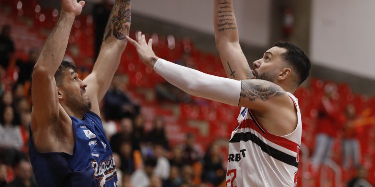 São Paulo F.C. – Basquete Tricolor vence jogo 1 das oitavas de final do NBB