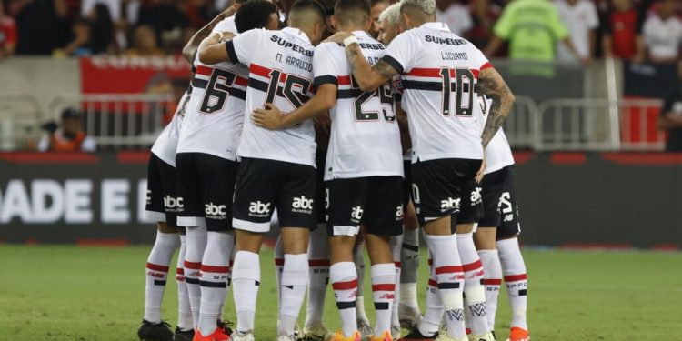 São Paulo F.C. – No Maracanã, São Paulo é superado pelo Flamengo