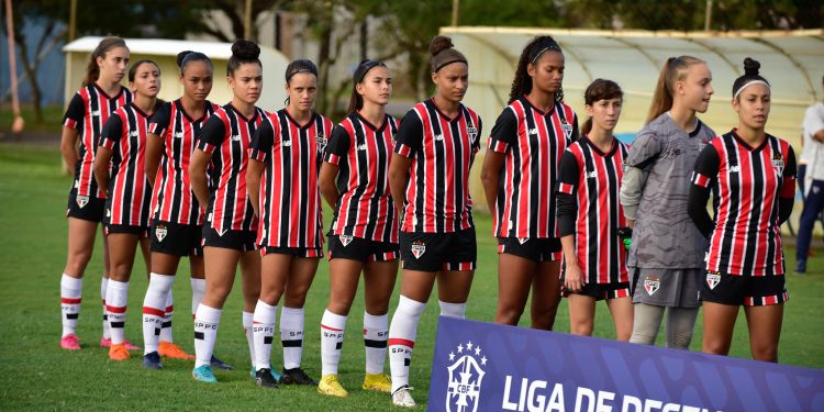 São Paulo F.C. – Base feminina vence e se classifica na Liga de Desenvolvimento sub-14 e sub-16 São Paulo F.C. – Base feminina vence e se classifica na Liga de Desenvolvimento sub-14 e sub-16